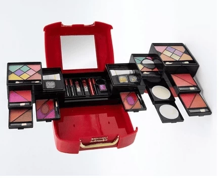 2026-05-18-6a0b23ccb9a71 Xtream Beauty Color Visions Luxury Transforming Beauty Vault - Image 1